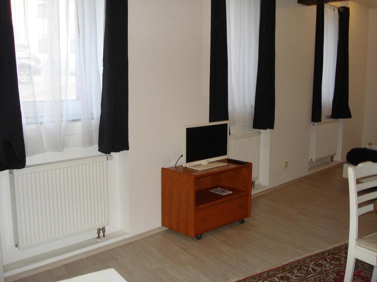 Appartement 45 Qm Mit Bad An Der Mosel - Naehe Koblenz ディーブリヒ エクステリア 写真